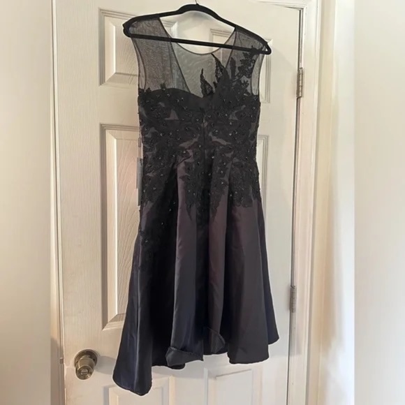 JJ’s House black cocktail dress NWT sz8 - Picture 1 of 7